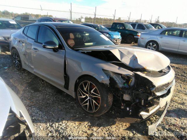 kia-stinger-2022-knae35ldxn6116378-img1.jpg