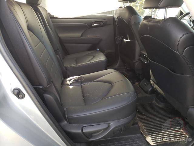 toyota-highlander-2022-5tdhzrbh1ns204892-img6.jpg