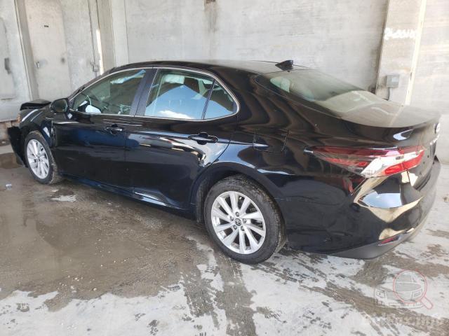 toyota-camry-le-2022-4t1c11ak8nu676949-img2.jpg