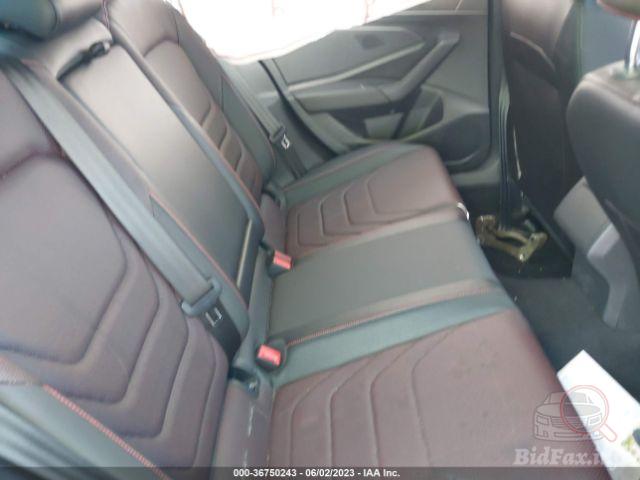 volkswagen-jetta-gli-2022-3vw2t7bu1nm012295-img8.jpg