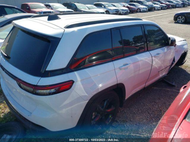 jeep-grand-cherokee-2022-1c4rjhag3n8633812-img4.jpg