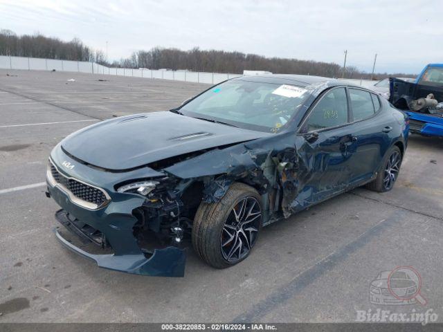 kia-stinger-2022-knae35ld1n6114115-img2.jpg