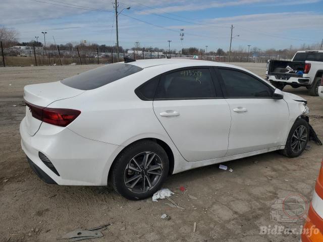 kia-forte-fe-2022-3kpf24ad6ne475549-img3.jpg