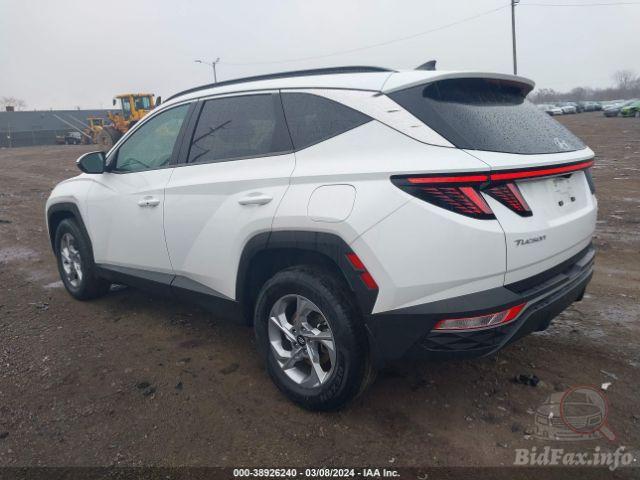 hyundai-tucson-2022-5nmjbcae6nh041458-img3.jpg