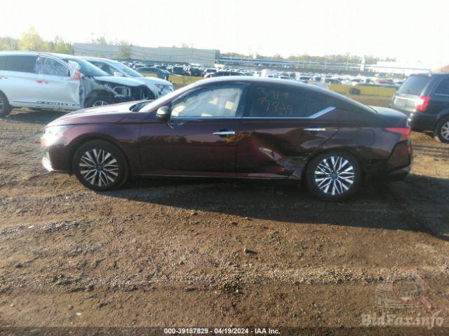 nissan-altima-2024-1n4bl4dw3rn356907-img14.jpg