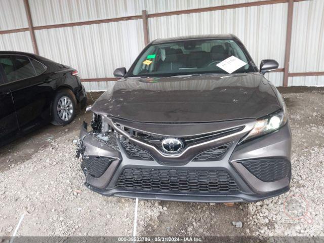 toyota-camry-2024-4t1g11ak2ru840235-img12.jpg