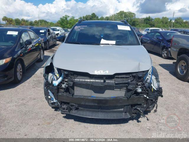 kia-sportage-2023-5xyk6caf1pg051121-img11.jpg