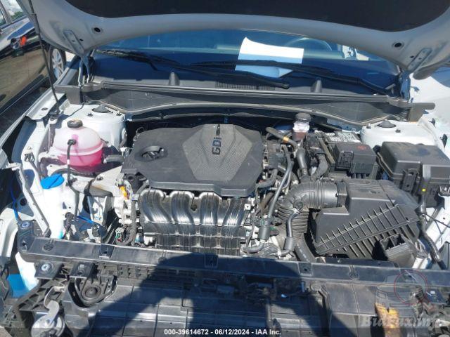 kia-sportage-2023-5xyk6caf1pg051121-img10.jpg