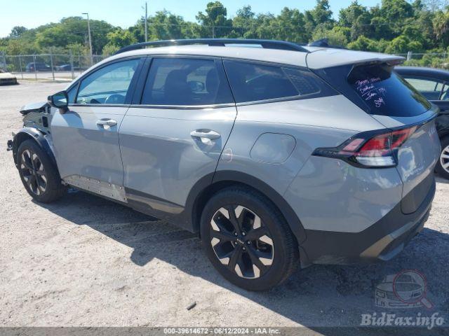 kia-sportage-2023-5xyk6caf1pg051121-img03.jpg