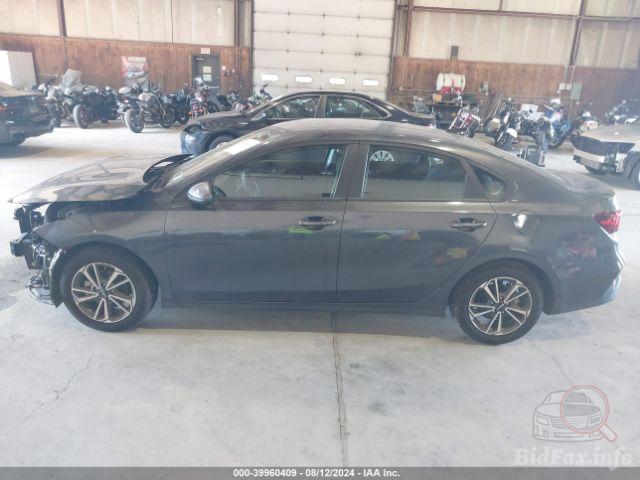 kia-forte-2023-3kpf24ad9pe595011-img14.jpg