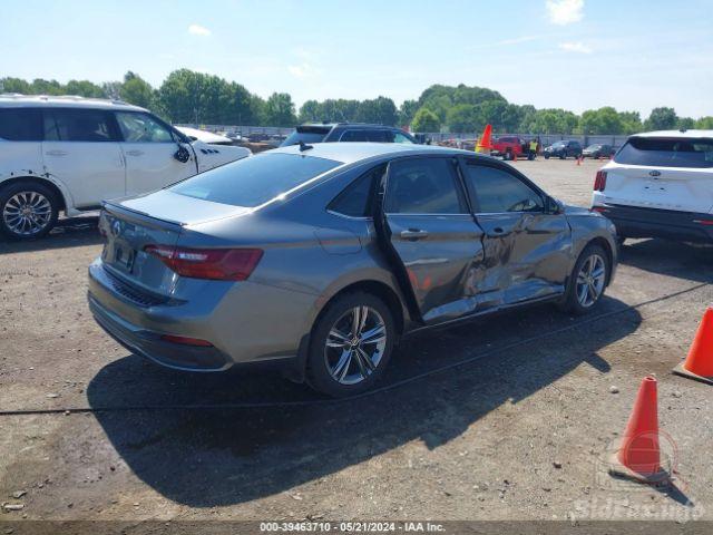 volkswagen-jetta-2024-3vw7m7bu1rm045709-img04.jpg