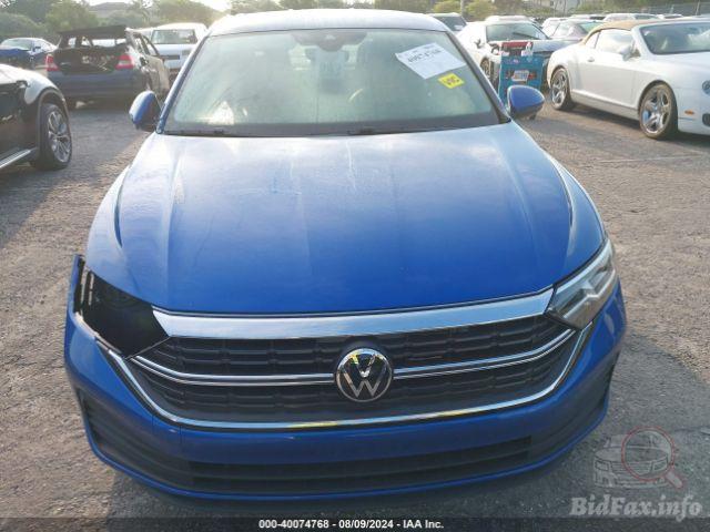 volkswagen-jetta-2024-3vwem7bu5rm022716-img13.jpg