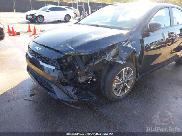 kia-forte-2023-3kpf24ad9pe510443-img06.jpg