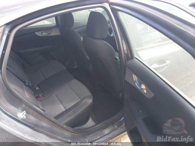 kia-forte-2024-3kpf24ad6re805518-img08.jpg