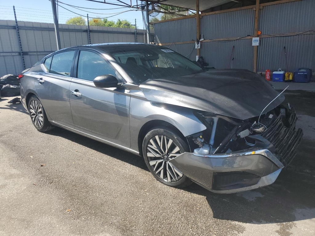 2024 NISSAN ALTIMA