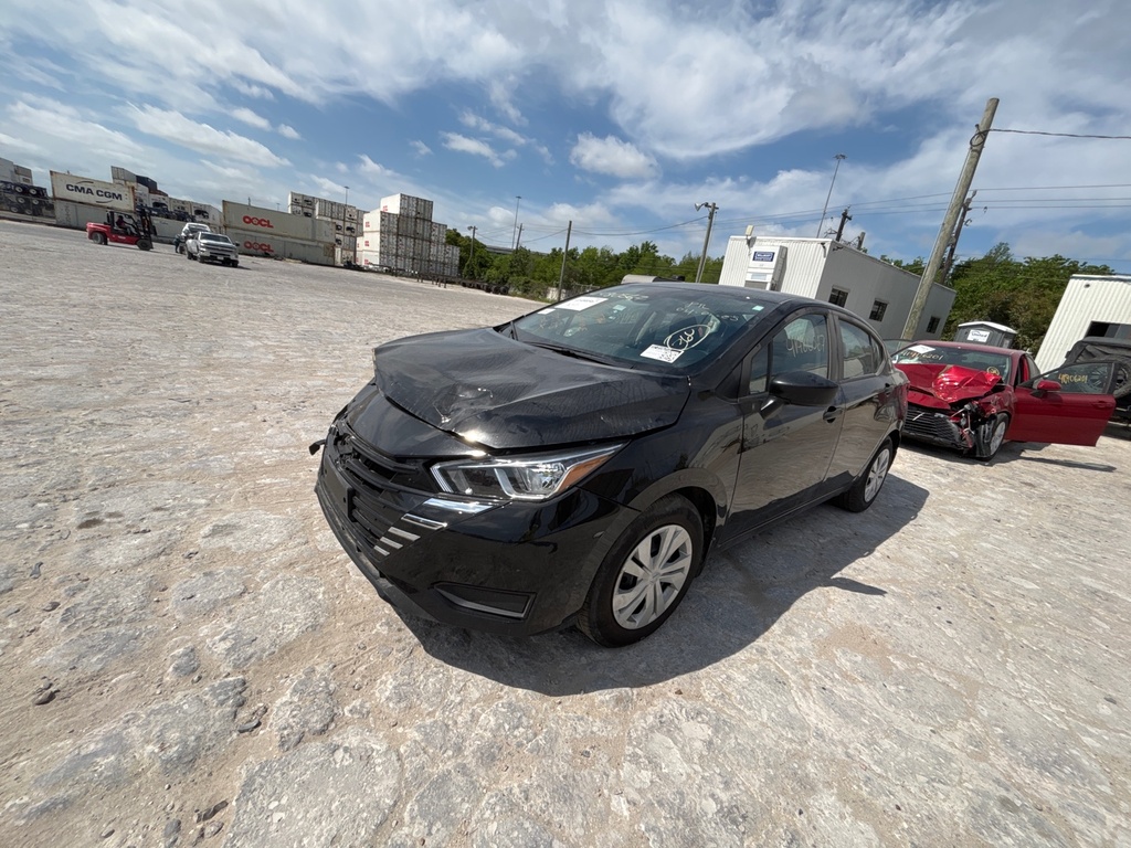2024 NISSAN VERSA
