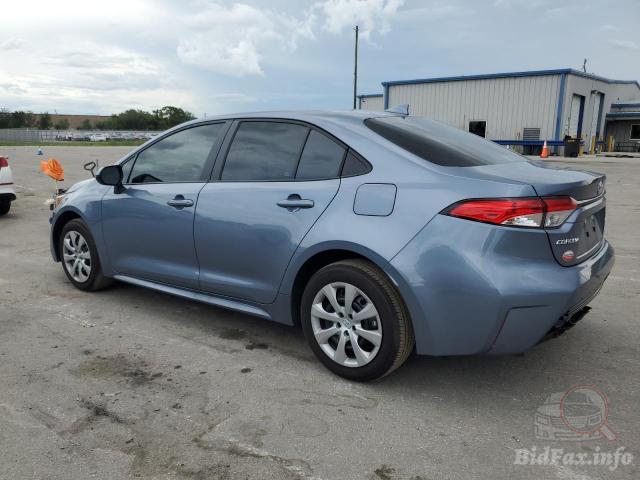 toyota-corolla-le-2022-5yfepmae4np388169-img2.jpg