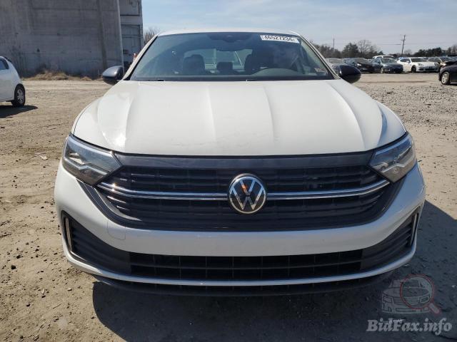 volkswagen-jetta-spor-2023-3vwbm7bu7pm018537-img5.jpg
