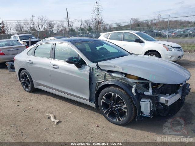 kia-k5-2022-5xxg64j21ng126135-img1.jpg