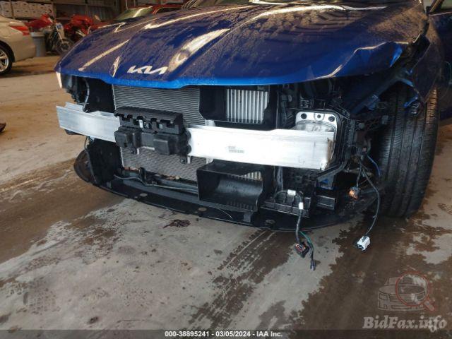 kia-k5-2022-5xxg64j27ng152190-img06.jpg