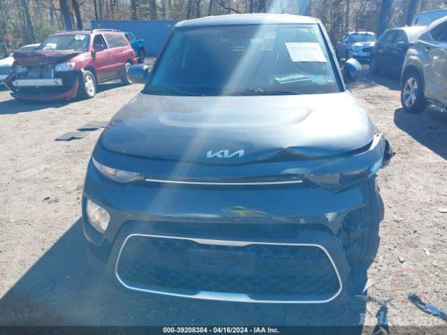 kia-soul-2022-kndj23au5n7807761-img06.jpg