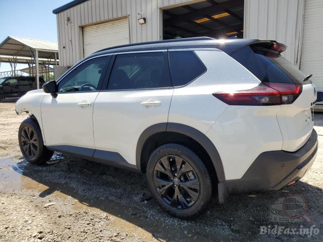 nissan-rogue-sv-2023-jn8bt3baxpw014605-img02.jpg