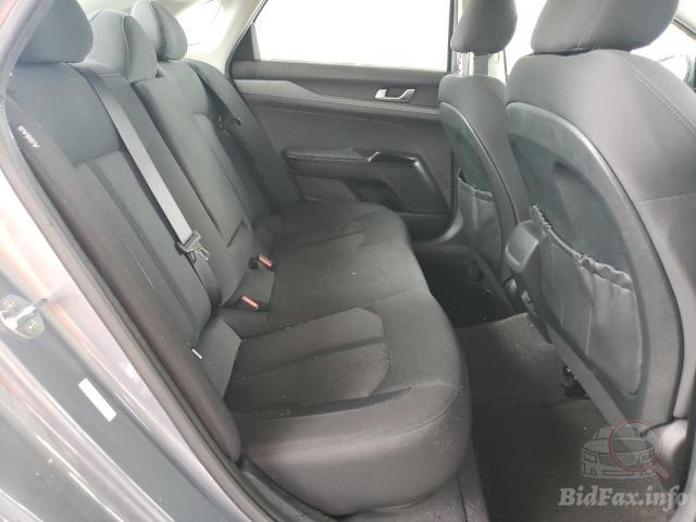 kia-k5-lxs-2022-5xxg14j21ng164253-img10.jpg