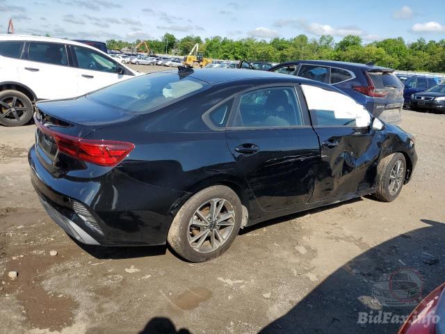 kia-forte-lx-2023-3kpf24ad9pe598121-img03.jpg