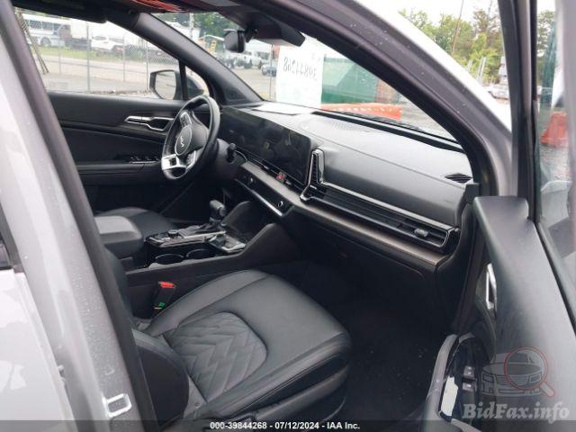 kia-sportage-2023-5xyk6caf9pg082178-img05.jpg