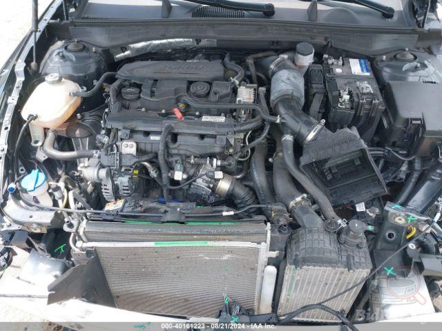 hyundai-sonata-2023-kmhl44j20pa272783-img10.jpg