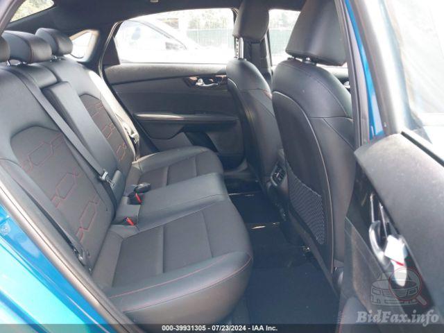 kia-forte-2023-3kpf44ac4pe526972-img08.jpg