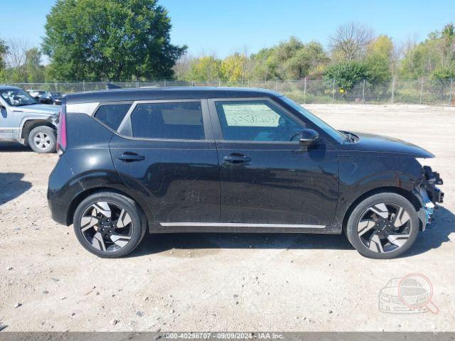 kia-soul-2023-kndj53au6p7856610-img14.jpg