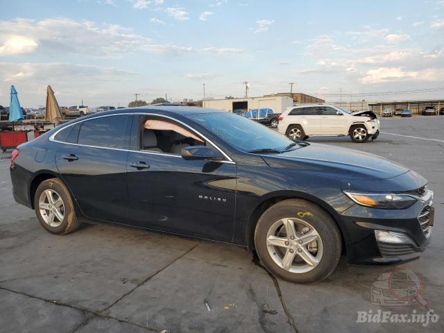 chevrolet-malibu-ls-2024-1g1zb5st1rf251764-img04.jpg