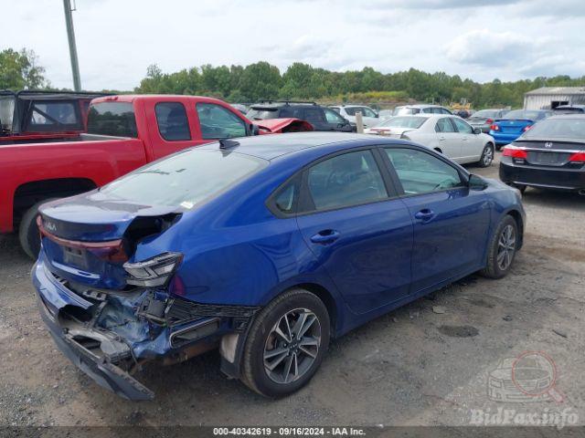 kia-forte-2023-3kpf24ad6pe570700-img04.jpg