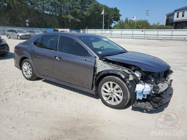 toyota-camry-le-2023-4t1r11bk4pu089482-img04.jpg