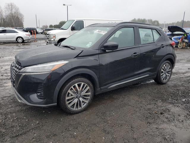 2024 NISSAN KICKS