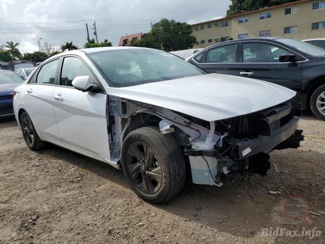 2022 HYUNDAI ELANTRA