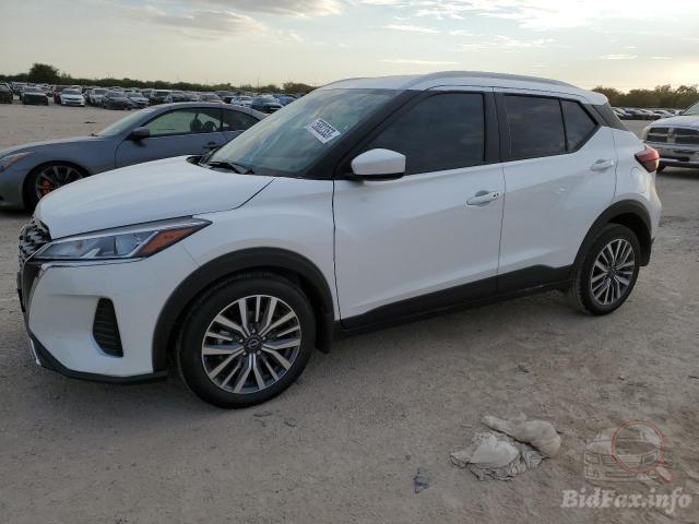 2024 NISSAN KICKS