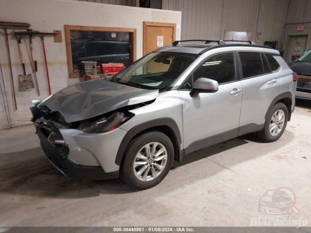 2022 TOYOTA COROLLA CROSS